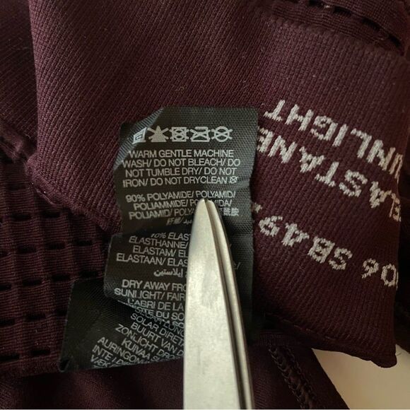 Sweaty Betty Stamina Sports Bra Black Cherry Style SB 4920 Size XS - Picture 6 of 6